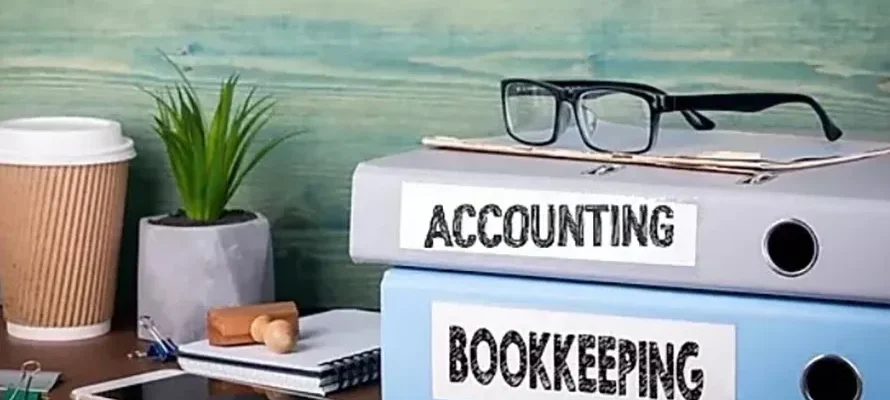 Blog_Bookkeeper-vs-Accountant-What-Is-the-Difference